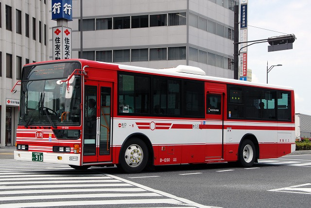 京阪バス～エアロスターワンステップバス（Bタイプ転属車）～ : 撮影劇場