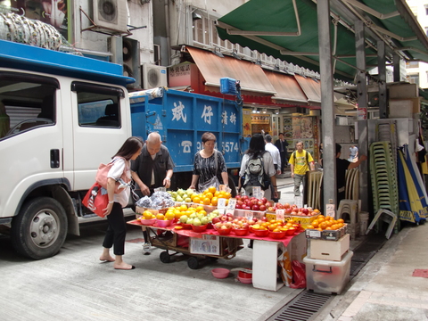 香港散策、庶民の台所♪_c0206352_504426.jpg