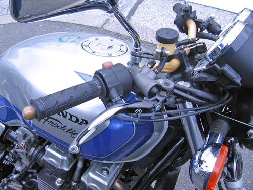 CB750（RC42） ブレーキのグレードアップ＆メンテ♪ : バイク