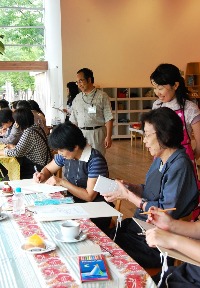 旅先スケッチの楽しみ方~カフェ編~_c0222139_15513027.jpg