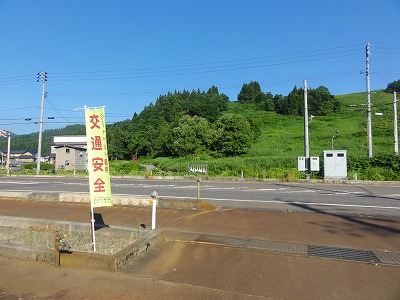 iいい天気の朝の旧浦佐スキー場_a0084753_8241112.jpg