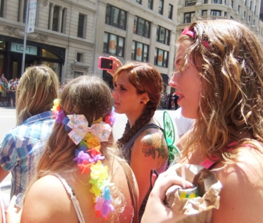 ニューヨークのゲイ・プライド・パレード2012（動画付）_b0007805_12571883.jpg