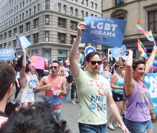 ニューヨークのゲイ・プライド・パレード2012（動画付）_b0007805_12572944.jpg