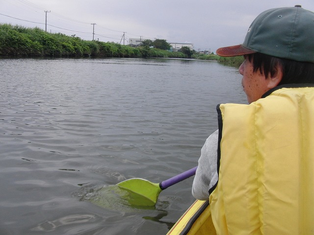 沼川をカヌーで下り、田子の浦港から小潤井川をどこまで上がれるか？_f0141310_7412726.jpg