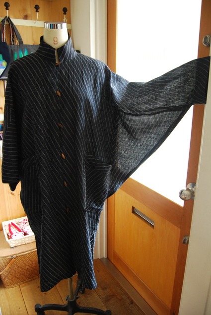 着物リメイク・麻のロングコート_d0127925_1174643.jpg