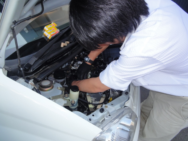 ☆新在Gハイエース希少パール一色・入庫しております!!☆(伏古店)_c0161601_19553360.jpg