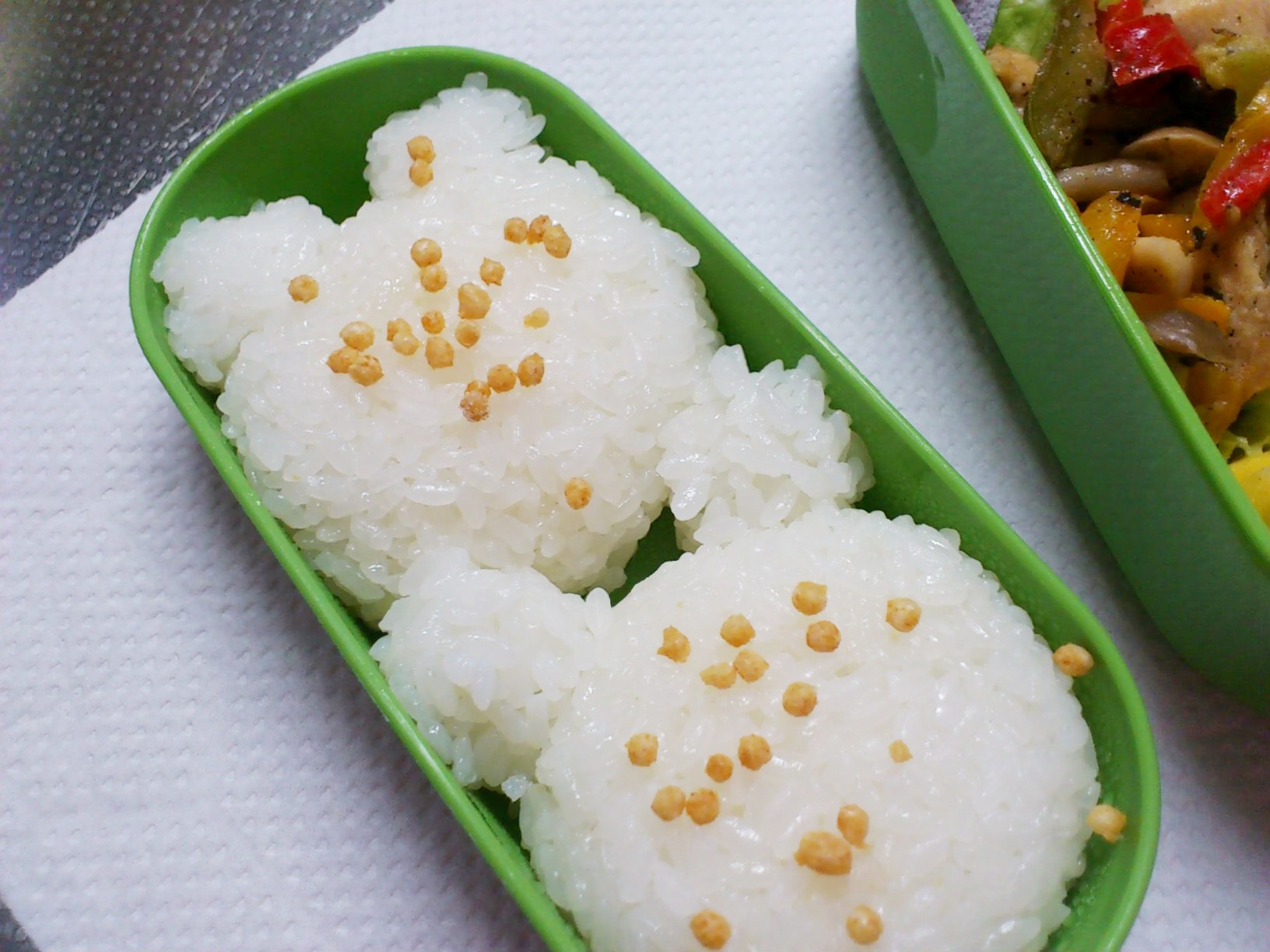 今日のお弁当,鶏ささみとしめじ＋パプリカ炒め_c0004311_83304.jpg