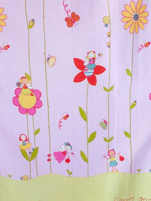 Kids Curtain_d0099850_171046100.jpg