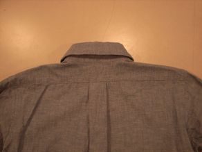 \"TheThreeRobbers ROUND COLLAR SHIRT BLUE CHAMBRAY\"ってこんなこと。_c0140560_11364120.jpg