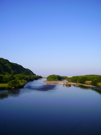 早朝の静内河川敷、きれいでした！_b0059684_1491418.jpg