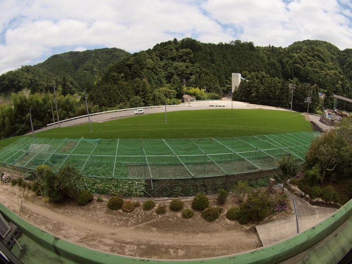 曇りのち晴れ_c0116915_0585541.jpg