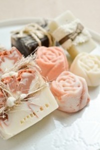 7月の手作りせっけんレッスン&アロマ定期コースのお知らせ_c0007919_7205884.jpg