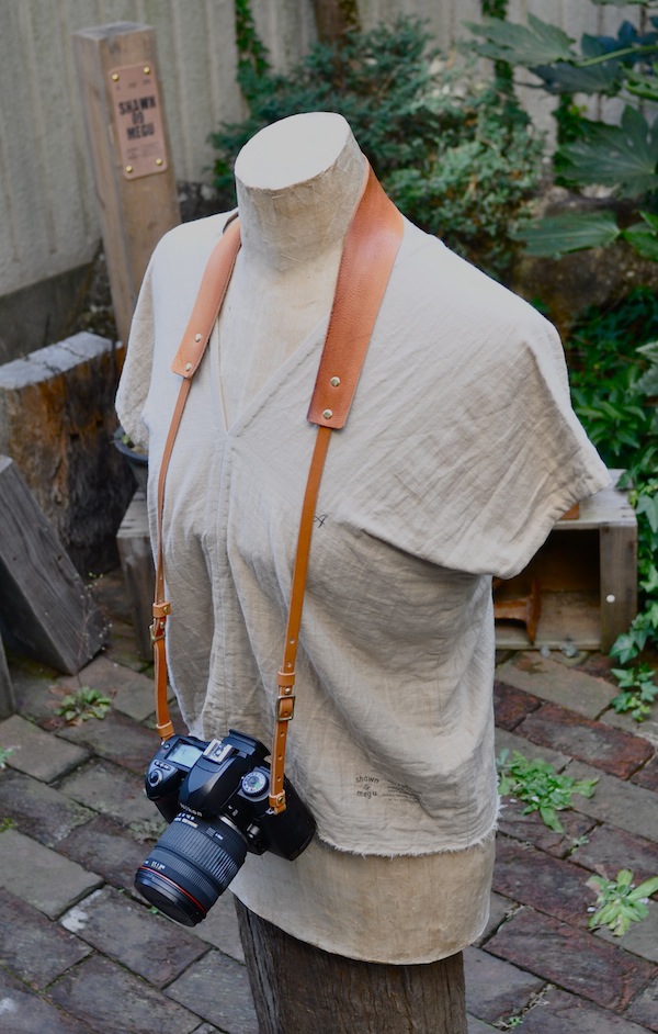 leather strap_b0172633_9532185.jpg