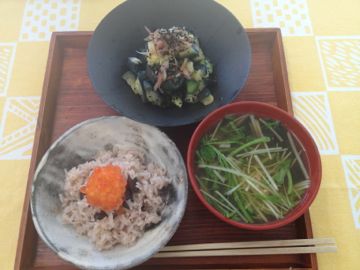 朝ごはん 黒豆ともちきび入りご飯_e0134337_18564993.jpg