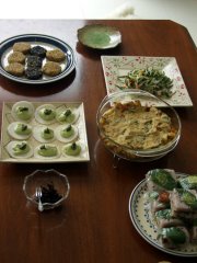 パート1は、六甲山頂。谷裕子さんの創作料理とともに。_d0266108_1124673.jpg