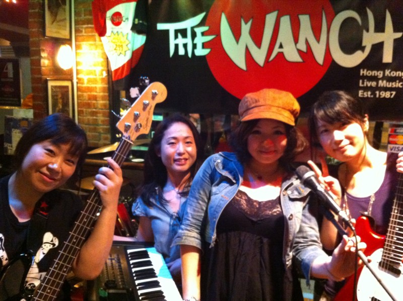 b0080418_8291773.jpg