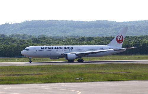 テイクオフ鶴丸JAL B767 7月1日_f0113639_1918214.jpg