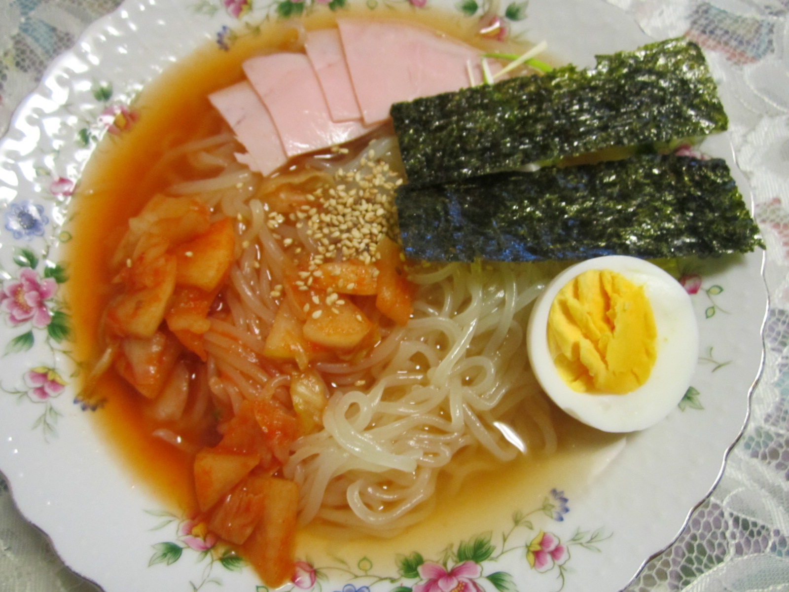 盛岡冷麺_f0205367_1425277.jpg