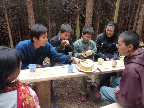 いちにち村_e0263590_22382933.jpg