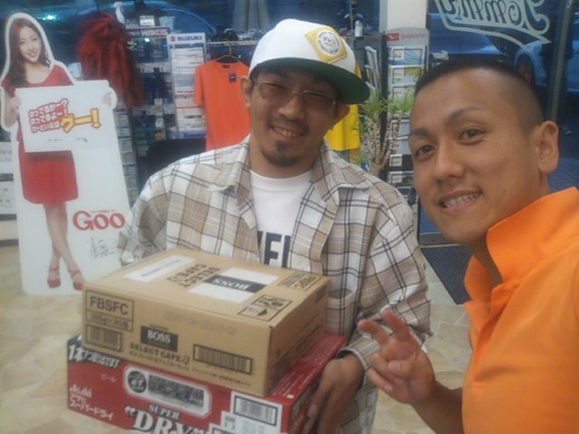 ランクル TOMMY札幌店☆7月1日!ハイエースご成約!_b0127002_1650999.jpg