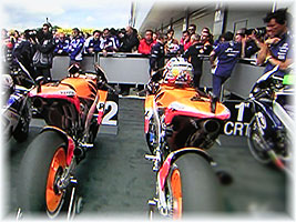 CRTとは何だったのか？(MotoGP 2012 Round-6 Great Britain)_c0041105_22353770.jpg