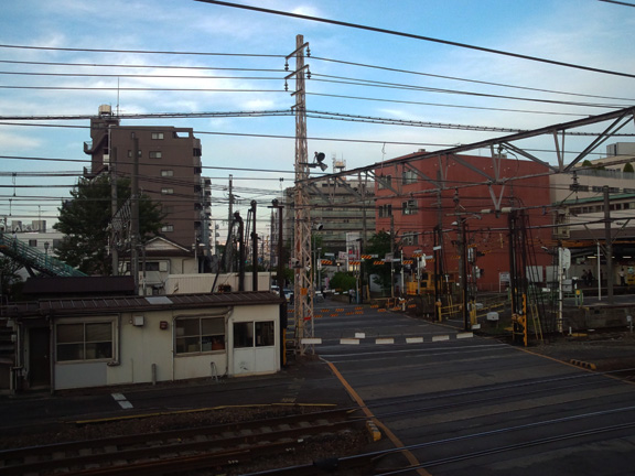 神宮前陸橋 封鎖_d0129249_9251984.jpg