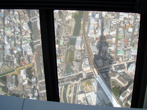 東京スカイツリー_a0047200_8224911.jpg