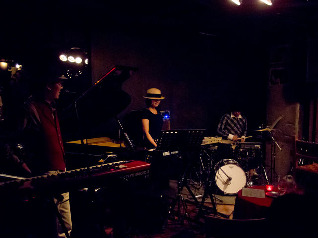 f0062414_2043431.jpg