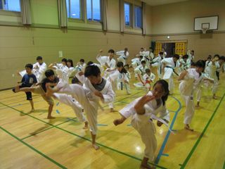 西町教室も大盛況 新しい仲間もたくさん!_c0118332_23525182.jpg
