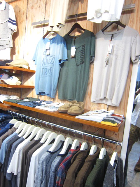 RAINBOW SANDALS ・・・ MOCCA SHOE♪ 夏に合う革靴♪♪_d0152280_9373629.jpg