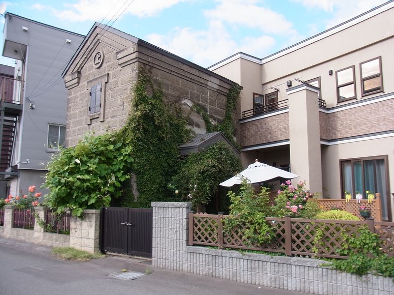東区の蔵_c0025115_2055928.jpg