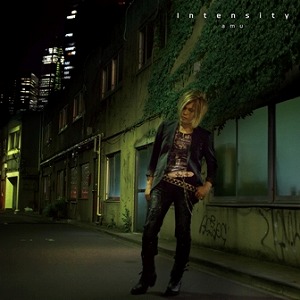 amu　2ndアルバム「Intensity」リリース！！_e0025035_17525789.jpg