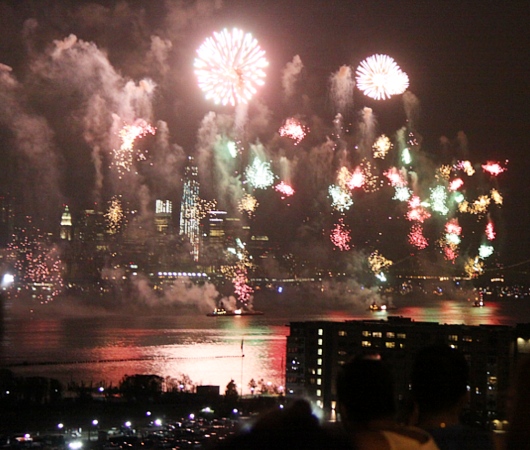  ニューヨークの独立記念日の花火の見所スポット_b0007805_22504770.jpg