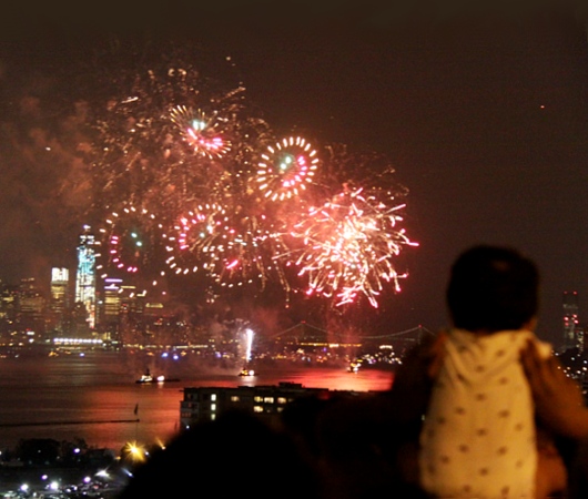  ニューヨークの独立記念日の花火の見所スポット_b0007805_23321366.jpg