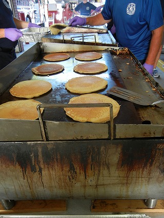 pancake BRF@fire station_a0124077_8322079.jpg