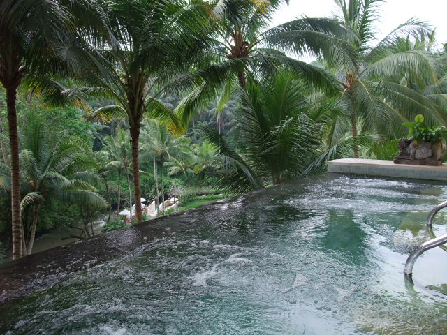 d0240534_2264786.jpg