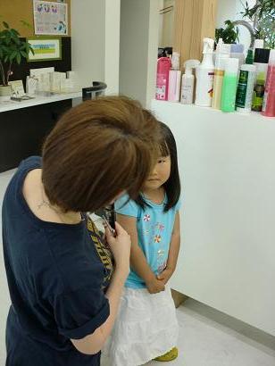 ME~さんのカットデビュー★_f0172281_1120378.jpg
