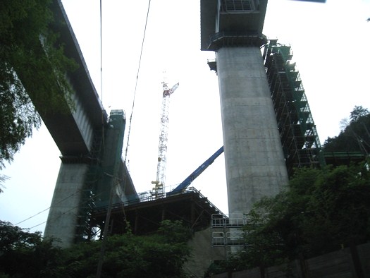 新東名 新城の工事進行中_c0134734_1524961.jpg
