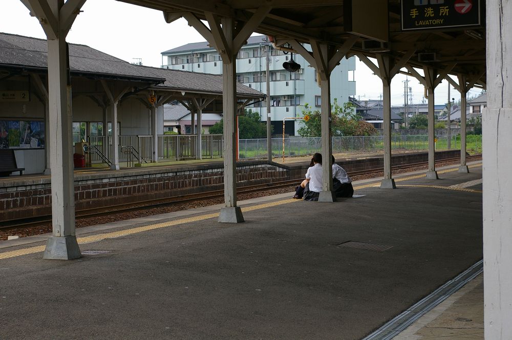 一身田駅_f0140720_23395312.jpg