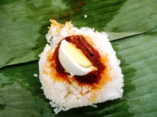 ナシレマッ_a0132757_8375272.jpg