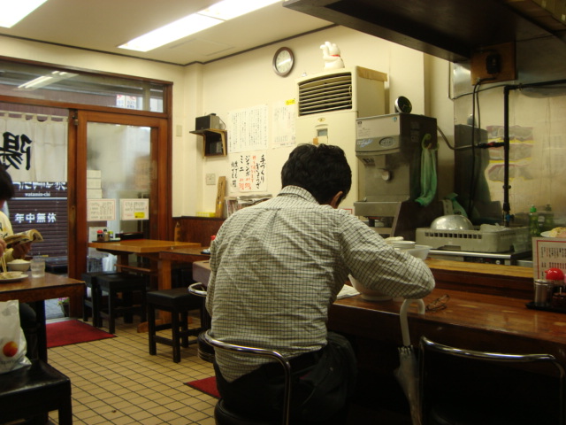 高円寺「らーめん 太陽」へ行く。_f0232060_13352677.jpg