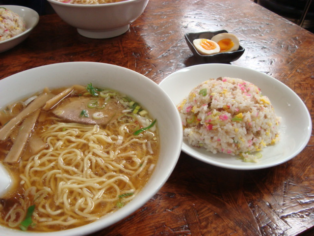 高円寺「らーめん 太陽」へ行く。_f0232060_13393995.jpg