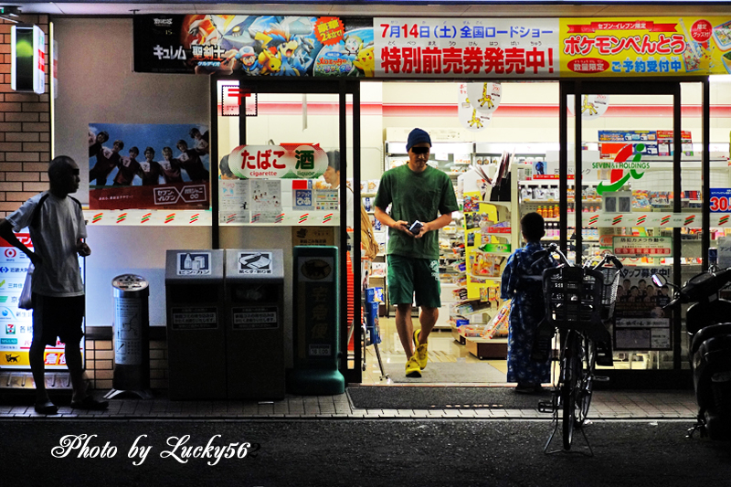 梅雨の晴れ間のナイトスナップ（２）_e0002371_0272016.jpg