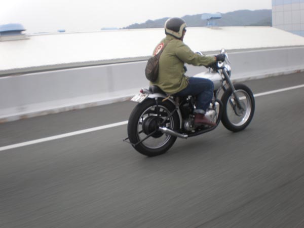recently , I was...... #1_f0161305_17481358.jpg