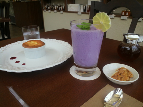 【ハニーカフェ　ＨＯＷＡ】_c0217013_144103.jpg