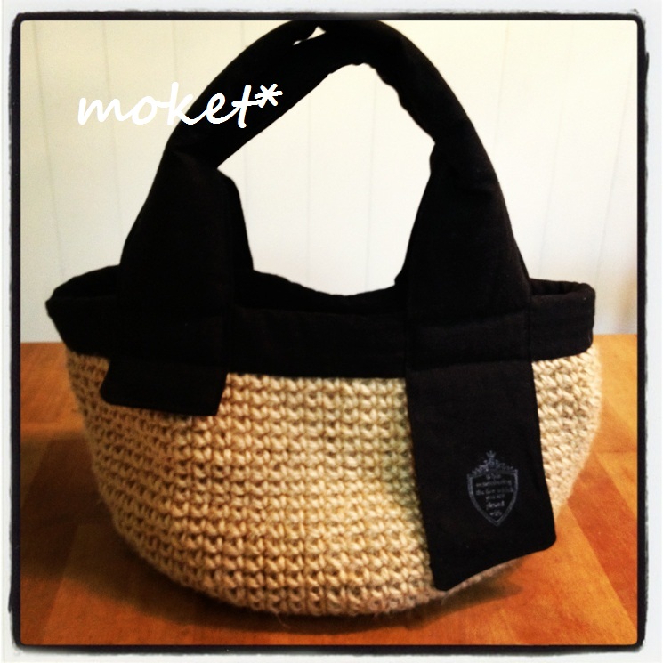 黒い持ち手の麻ひもbag Mokobiyori 黒い持ち手の麻ひもbag Mokobiyori