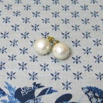 Cotton pearl earrings_b0160864_22412553.jpg