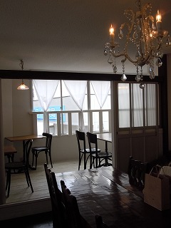秋月園 ふたつの葉_d0240469_2245517.jpg