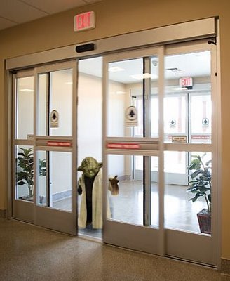 Goo-sensei\'s Battle with Japanese Automatic Doors_a0164603_2028265.jpg