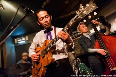いわきの星!ASA-CHANGが塚本功トリオで演りますよ~!@BarQUEEN_d0115919_1459842.jpg